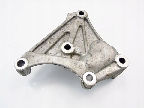 ŁAPA WSPORNIK SILNIKA 3.0 V6 C5 607 807 C6 406 C8 AVANTIME LAGUNA II ŁAPA WSPORNIK SILNIKA 3.0 V6 C5 607 807 C6 406 C8 AVANTIME LAGUNA II