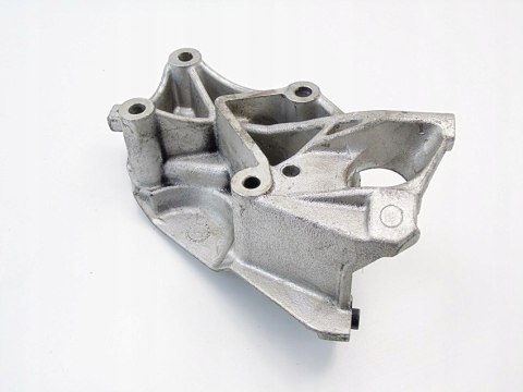ŁAPA WSPORNIK SILNIKA 3.0 V6 C5 607 807 C6 406 C8 AVANTIME LAGUNA II ŁAPA WSPORNIK SILNIKA 3.0 V6 C5 607 807 C6 406 C8 AVANTIME LAGUNA II