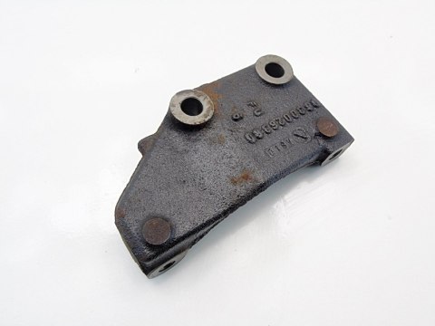 ŁAPA WSPORNIK SILNIKA 3.0 V6 C5 607 807 C6 406 C8 AVANTIME LAGUNA II ŁAPA WSPORNIK SILNIKA 3.0 V6 C5 607 807 C6 406 C8 AVANTIME LAGUNA II