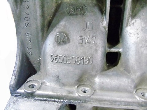 BLOK TULEJE KFU 1.4 16V 307 C4 207 C3 206 1007 BLOK TULEJE KFU 1.4 16V 307 C4 207 C3 206 1007