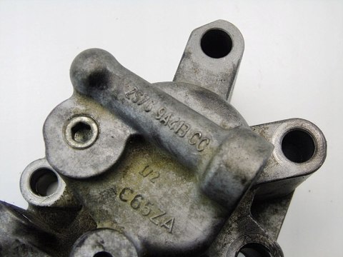 OBUDOWA POMPY PALIWA 1.8 B SCI MONDEO III OBUDOWA POMPY PALIWA 1.8 B SCI MONDEO III