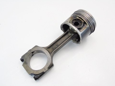 TŁOK KORBOWÓD 1.9 JTD STILO 147 156 LYBRA CROMA TŁOK KORBOWÓD 1.9 JTD STILO 147 156 LYBRA CROMA