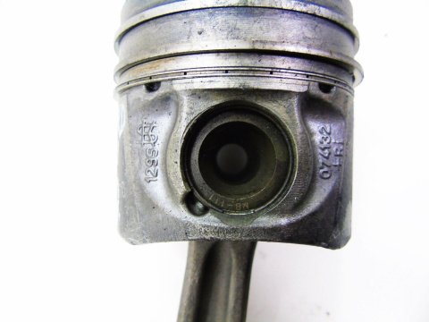 TŁOK KORBOWÓD 1.4 8V TDCI EHDI FORD CITROEN FIESTA TŁOK KORBOWÓD 1.4 8V TDCI EHDI FORD CITROEN FIESTA