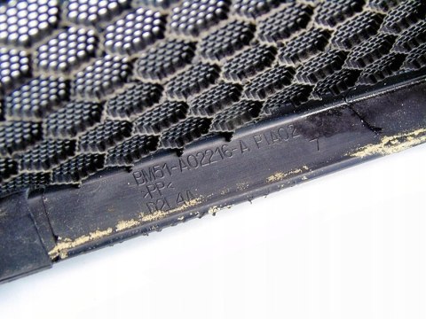 KRATKA PODYSZBIA LEWA FOCUS 3 KOMBI BM51-A02216-A KRATKA PODYSZBIA LEWA FOCUS 3 KOMBI BM51-A02216-A