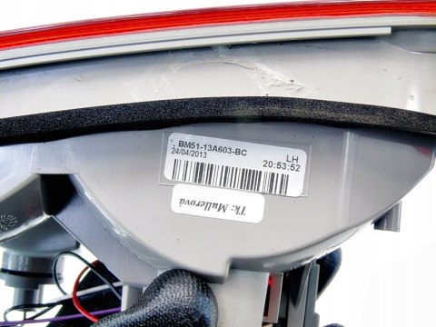 LAMPA KLAPY LEWY TYŁ FOCUS 3 KOMBI BM5113A603BC LAMPA KLAPY LEWY TYŁ FOCUS 3 KOMBI BM5113A603BC