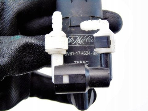 POMPA SPRYSKIWACZY FOCUS 3 KOMBI BV61-17K624-BB POMPA SPRYSKIWACZY FOCUS 3 KOMBI BV61-17K624-BB