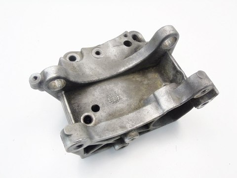 ŁAPA ALTERNATORA 1.4 16V 307 C4 207 C2 C3 206 1007 ŁAPA ALTERNATORA 1.4 16V 307 C4 207 C2 C3 206 1007