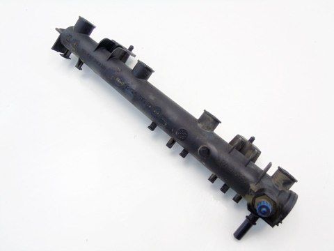 LISTWA PALIWA 1.4 16V 307 C4 207 C2 C3 206 1007 LISTWA PALIWA 1.4 16V 307 C4 207 C2 C3 206 1007