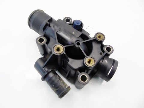 OBUDOWA TERMOSTATU 1.4 16V 307 C4 207 C2 C3 206 OBUDOWA TERMOSTATU 1.4 16V 307 C4 207 C2 C3 206