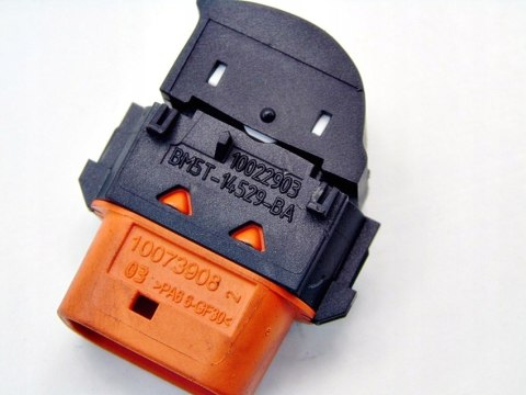 PRZEŁĄCZNIK SZYBY FOCUS 3 KOMBI BM5T-14529-BA PRZEŁĄCZNIK SZYBY FOCUS 3 KOMBI BM5T-14529-BA