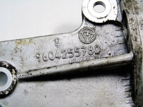 ŁAPA POMP WSPOMAGANIA 1.6 8V 306 SAXO NFT 98KM 106 ŁAPA POMP WSPOMAGANIA 1.6 8V 306 SAXO NFT 98KM 106