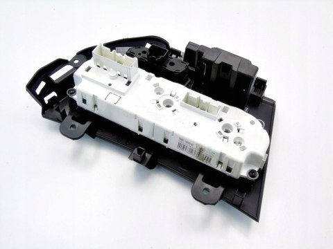 PANEL NAWIEWU FOCUS 3 KOMBI BM5T-18549-AE PANEL NAWIEWU FOCUS 3 KOMBI BM5T-18549-AE