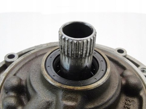 POMPA OLEJU SKRZYNI 2.0 E200 W210 S210 2012770320 POMPA OLEJU SKRZYNI 2.0 E200 W210 S210 2012770320