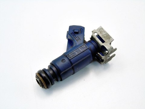WTRYSKIWACZ 1.6 8V 306 SAXO NFT 98KM XSARA 106 WTRYSKIWACZ 1.6 8V 306 SAXO NFT 98KM XSARA 106