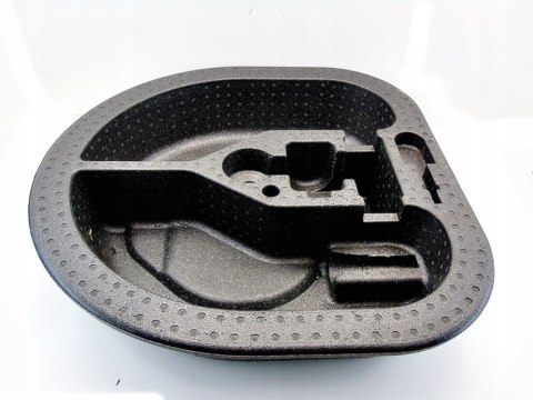 WKŁAD BAGAŻNIKA FOCUS 3 KOMBI BM51-17009-BC WKŁAD BAGAŻNIKA FOCUS 3 KOMBI BM51-17009-BC