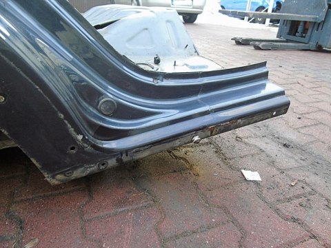BŁOTNIKI PAS WANNA TYŁ KAROSERIA SANDERO I STEPWAY BŁOTNIKI PAS WANNA TYŁ KAROSERIA SANDERO I STEPWAY