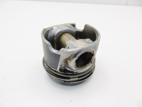 TŁOK 3-5 81L113 2.5 TDI T5 VW TRANSPORTER TOUAREG TŁOK 3-5 81L113 2.5 TDI T5 VW TRANSPORTER TOUAREG