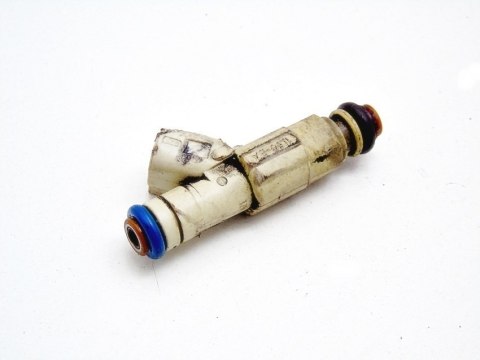 WTRYSKIWACZ 1.8 2.0 16V MONDEO MK3 V50 S40 C30 WTRYSKIWACZ 1.8 2.0 16V MONDEO MK3 V50 S40 C30