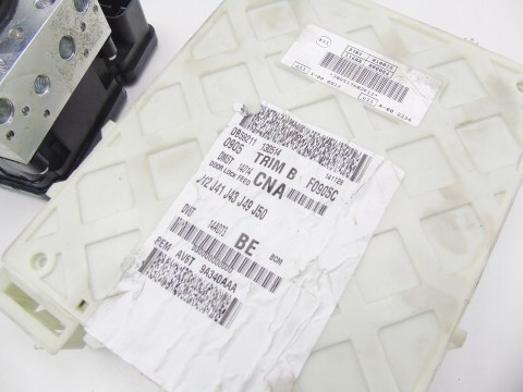 ZESTAW DO ODPALANIA FOCUS 3 KOMBI DV6T-14A073-BE ZESTAW DO ODPALANIA FOCUS 3 KOMBI DV6T-14A073-BE