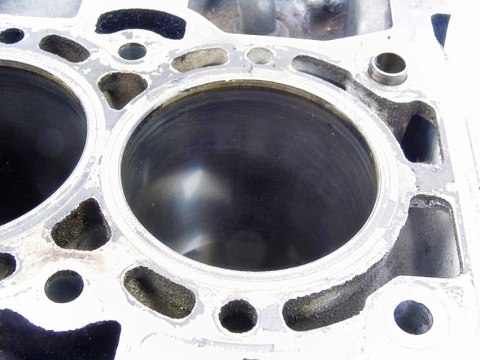 BLOK SILNIKA 1.8 16V MONDEO MK3 MAZDA 6 5 V50 S40 BLOK SILNIKA 1.8 16V MONDEO MK3 MAZDA 6 5 V50 S40