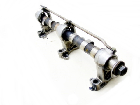 WAŁEK ROZRZĄDU MOSTEK MERCEDES 2.4D W123 S123 240D WAŁEK ROZRZĄDU MOSTEK MERCEDES 2.4D W123 S123 240D