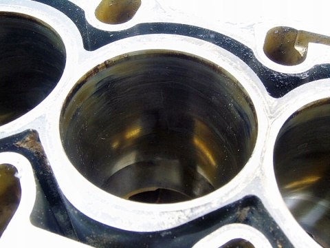 BLOK N46B18AA 1.8 BMW 3 E46 316 I TI 318 7521270 BLOK N46B18AA 1.8 BMW 3 E46 316 I TI 318 7521270