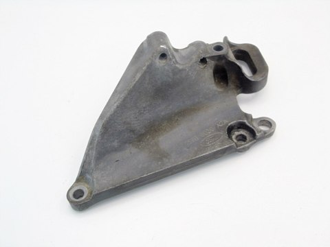 ŁAPA SILNIKA 1.3 8V FORD FIESTA 5 6 KA 2S616030A2A ŁAPA SILNIKA 1.3 8V FORD FIESTA 5 6 KA 2S616030A2A