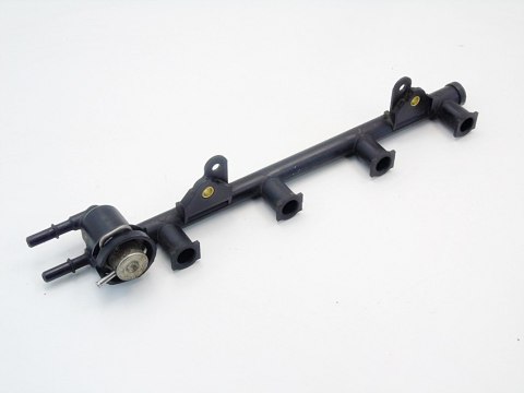 LISTWA ZAWÓR PALIWA 1.3 8V FORD FIESTA V VI KA LISTWA ZAWÓR PALIWA 1.3 8V FORD FIESTA V VI KA