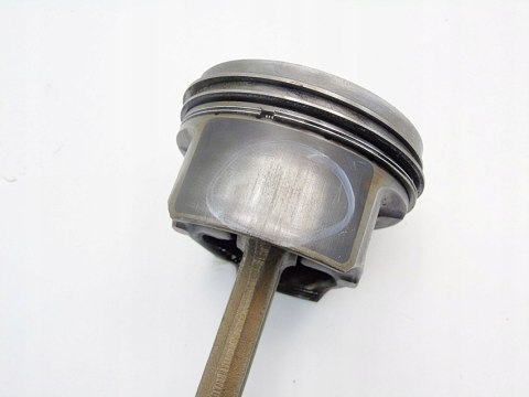 TŁOK KORBOWÓD 1.8 20V A3 LEON OCTAVIA BORA GOLF IV TŁOK KORBOWÓD 1.8 20V A3 LEON OCTAVIA BORA GOLF IV