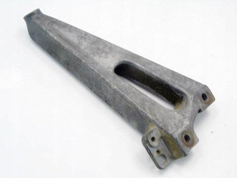 ŁAPA SILNIKA 2.0B MERCEDES E200 W210 S210 C208 ŁAPA SILNIKA 2.0B MERCEDES E200 W210 S210 C208