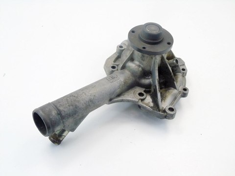 POMPA WODY 2.0 B MERCEDES E200 W210 S210 C208 POMPA WODY 2.0 B MERCEDES E200 W210 S210 C208