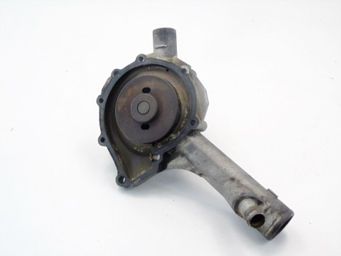 POMPA WODY 2.0 B MERCEDES E200 W210 S210 C208 POMPA WODY 2.0 B MERCEDES E200 W210 S210 C208