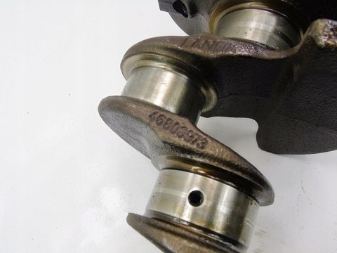 WAŁ KORBOWY 1.6 16V STILO DOBLO LYBRA MULTIPLA MAR WAŁ KORBOWY 1.6 16V STILO DOBLO LYBRA MULTIPLA MAR