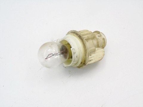OPRAWKA GNIAZDO ŻARÓWKI AUDI 80 B4 1993 2.0 B OPRAWKA GNIAZDO ŻARÓWKI AUDI 80 B4 1993 2.0 B