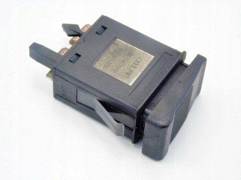 PRZEŁĄCZNIK GRZANIA SZYBY AUDI 80 B4 1993 2.0 B PRZEŁĄCZNIK GRZANIA SZYBY AUDI 80 B4 1993 2.0 B