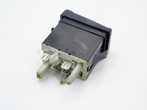 PRZEŁĄCZNIK REGULACJI ŚWIATEŁ AUDI 80 B4 1993 2.0 PRZEŁĄCZNIK REGULACJI ŚWIATEŁ AUDI 80 B4 1993 2.0