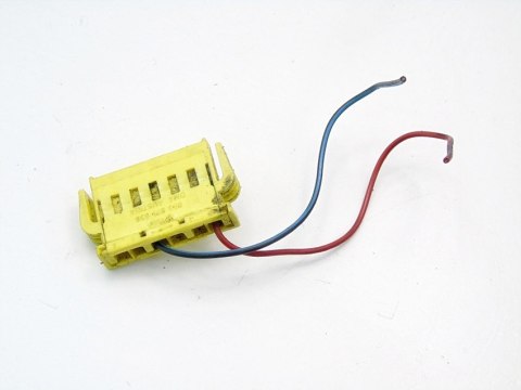 WTYCZKA KOSTKA INSTALACJI AUDI 80 B4 B3 100 C4 90 WTYCZKA KOSTKA INSTALACJI AUDI 80 B4 B3 100 C4 90
