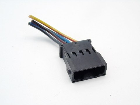 WTYCZKA KOSTKA INSTALACJI AUDI 80 B4 B3 100 C4 90 WTYCZKA KOSTKA INSTALACJI AUDI 80 B4 B3 100 C4 90