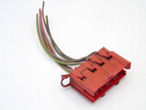 WTYCZKA KOSTKA INSTALACJI AUDI 80 B4 B3 100 C4 90 WTYCZKA KOSTKA INSTALACJI AUDI 80 B4 B3 100 C4 90