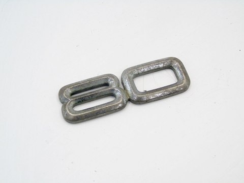 ZNACZEK EMBLEMAT AUDI 80 B4 1993 2.0 B ZNACZEK EMBLEMAT AUDI 80 B4 1993 2.0 B