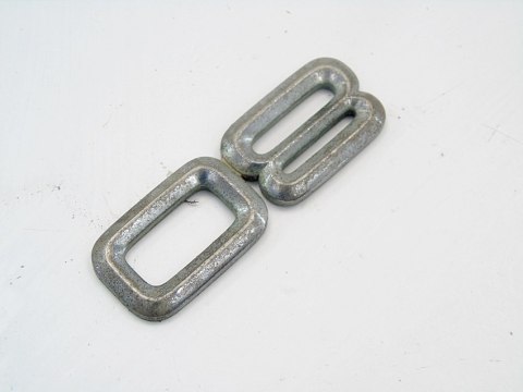 ZNACZEK EMBLEMAT AUDI 80 B4 1993 2.0 B ZNACZEK EMBLEMAT AUDI 80 B4 1993 2.0 B