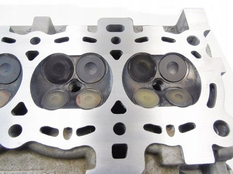 GŁOWICA 1.6 16V FOCUS II C-MAX V50 S40 C30 7S7G-CB GŁOWICA 1.6 16V FOCUS II C-MAX V50 S40 C30 7S7G-CB