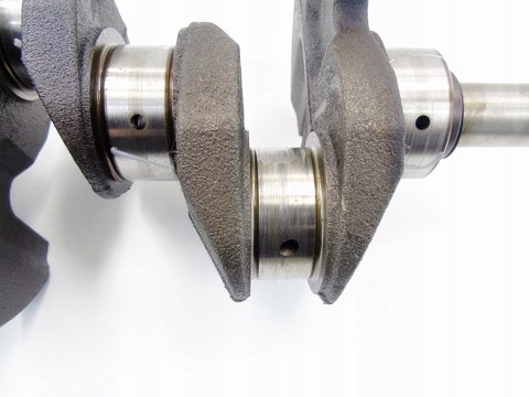 WAŁ KORBOWY 2.0 16V MAZDA 6 5 MX-5 S-MAX FOCUS 2 WAŁ KORBOWY 2.0 16V MAZDA 6 5 MX-5 S-MAX FOCUS 2