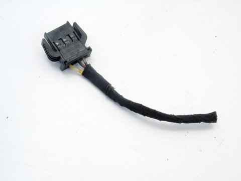 WTYCZKA KOSTKA INSTALACJI AUDI 80 B4 B3 100 C4 90 WTYCZKA KOSTKA INSTALACJI AUDI 80 B4 B3 100 C4 90
