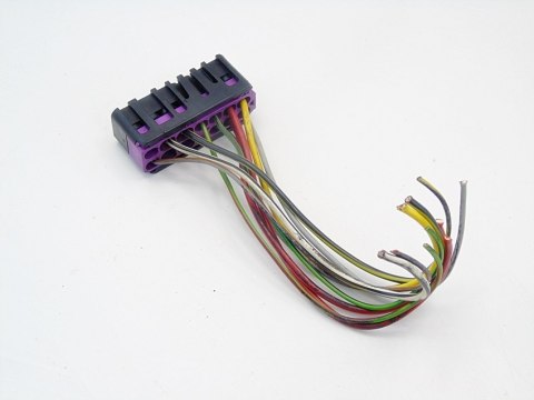 WTYCZKA KOSTKA INSTALACJI AUDI 80 B4 B3 100 C4 90 WTYCZKA KOSTKA INSTALACJI AUDI 80 B4 B3 100 C4 90