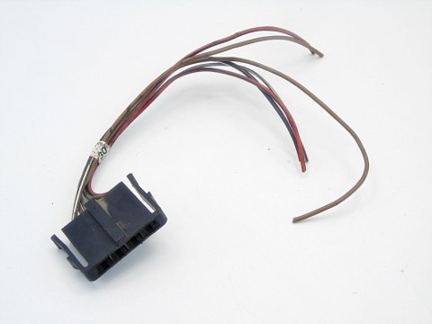 WTYCZKA KOSTKA INSTALACJI AUDI 80 B4 B3 100 C4 90 WTYCZKA KOSTKA INSTALACJI AUDI 80 B4 B3 100 C4 90