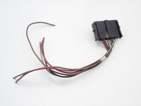 WTYCZKA KOSTKA INSTALACJI AUDI 80 B4 B3 100 C4 90 WTYCZKA KOSTKA INSTALACJI AUDI 80 B4 B3 100 C4 90
