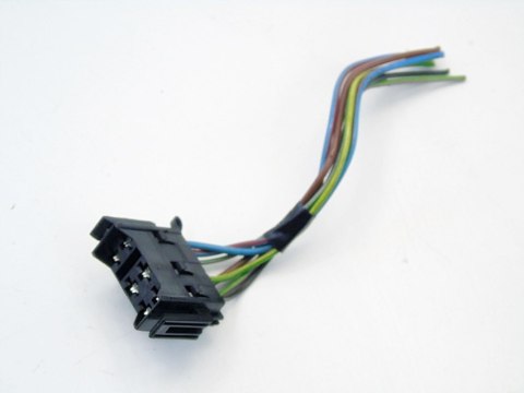 WTYCZKA KOSTKA INSTALACJI AUDI 80 B4 B3 100 C4 90 WTYCZKA KOSTKA INSTALACJI AUDI 80 B4 B3 100 C4 90