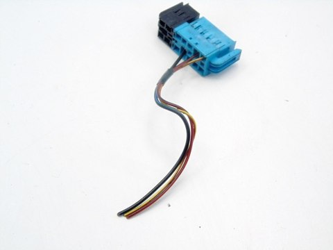 WTYCZKA KOSTKA INSTALACJI AUDI 80 B4 B3 100 C4 90 WTYCZKA KOSTKA INSTALACJI AUDI 80 B4 B3 100 C4 90