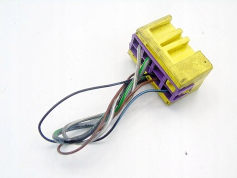 WTYCZKA KOSTKA INSTALACJI AUDI 80 B4 B3 100 C4 90 WTYCZKA KOSTKA INSTALACJI AUDI 80 B4 B3 100 C4 90